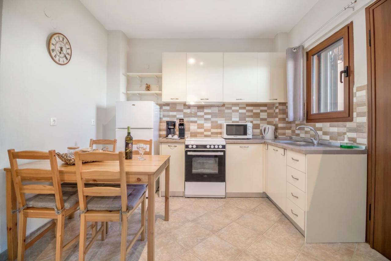 Seaview Villas 보우르보우로우 외부 사진