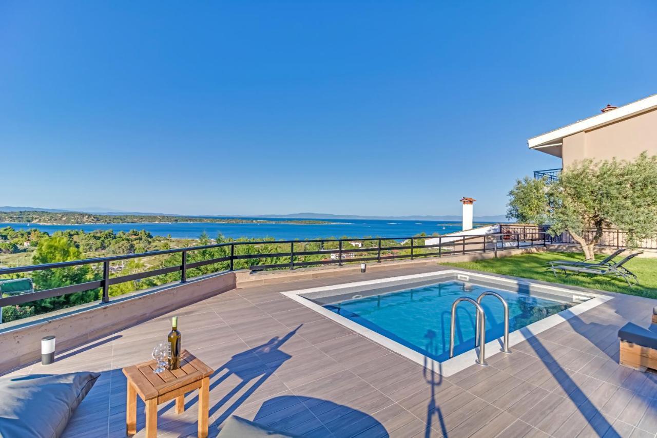 Seaview Villas 보우르보우로우 외부 사진
