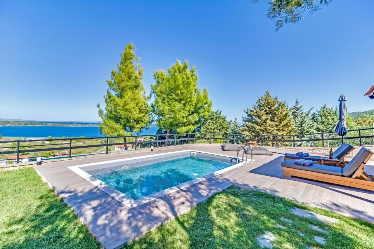 Seaview Villas 보우르보우로우 외부 사진