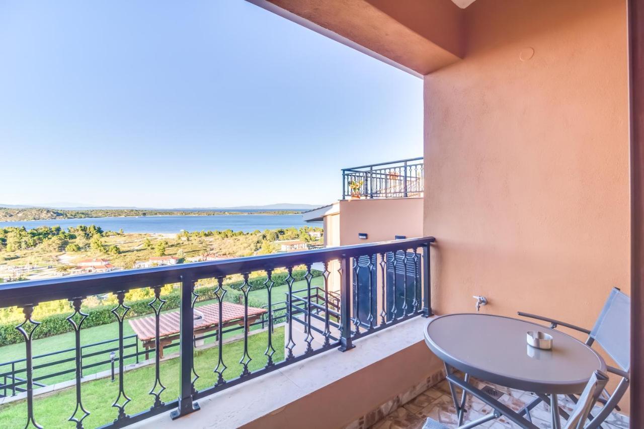 Seaview Villas 보우르보우로우 외부 사진